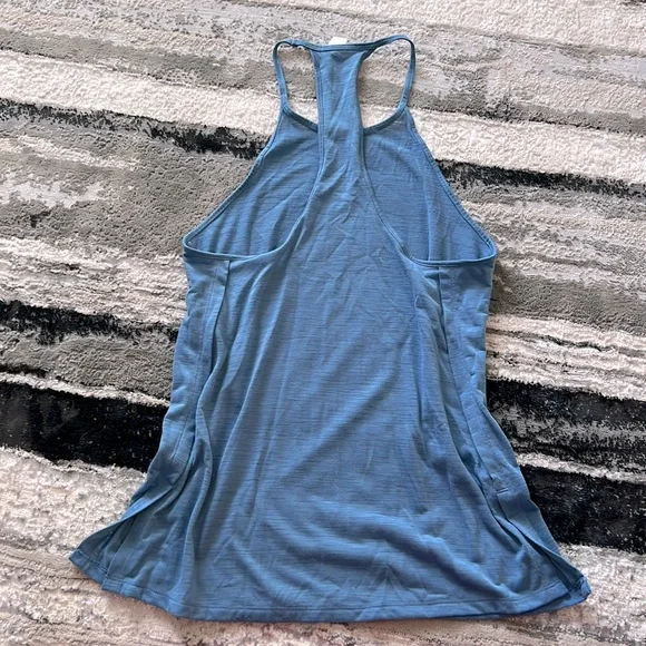 Underarmour Razor Back Tank - Picture 2 of 3